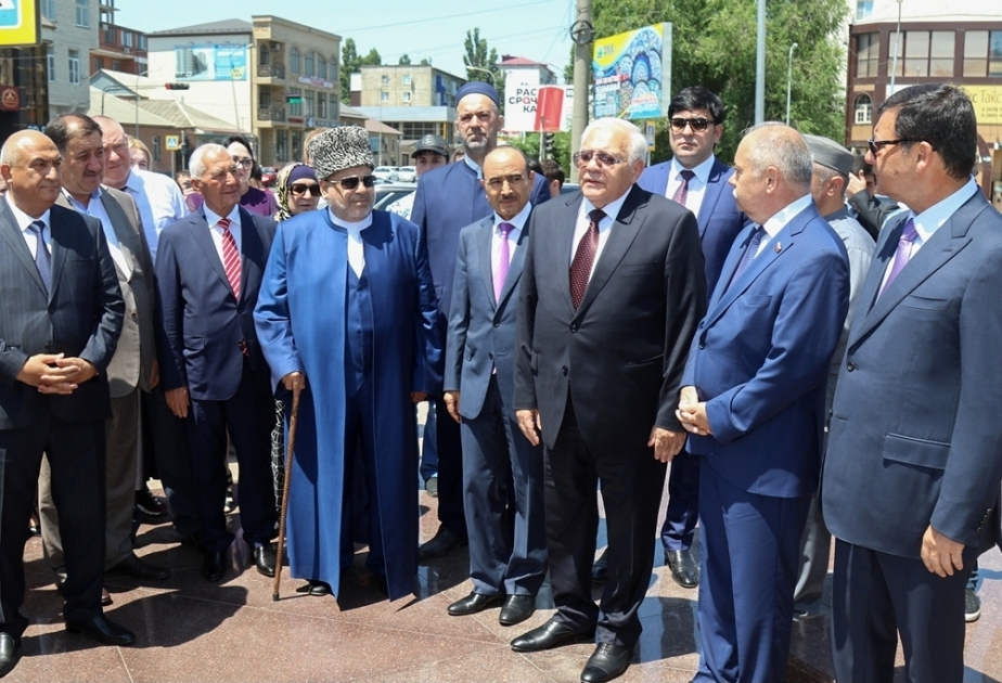Makhachkala: Aserbaidschanische Delegation nimmt an Feierlichkeit zum 100-jährigen Jubiläum von Magomedsalam Umakhanov teil