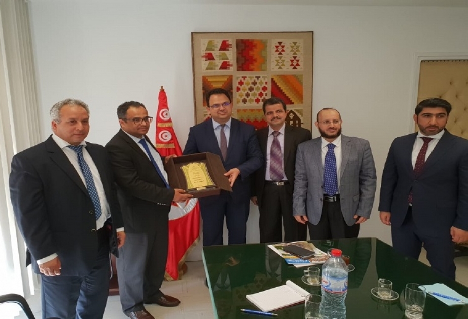 وزير التعاون الدولي التونسي يلتقي وفد اتحاد وكالات أنباء منظمة التعاون الإسلامي