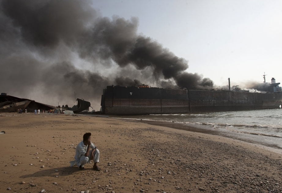 Nigerian oil tanker fire kills nine in commercial capital Lagos