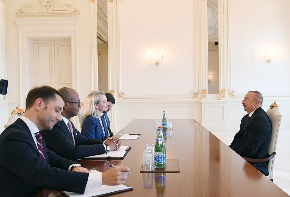 伊利哈姆·阿利耶夫总统接见美国助理国务卿