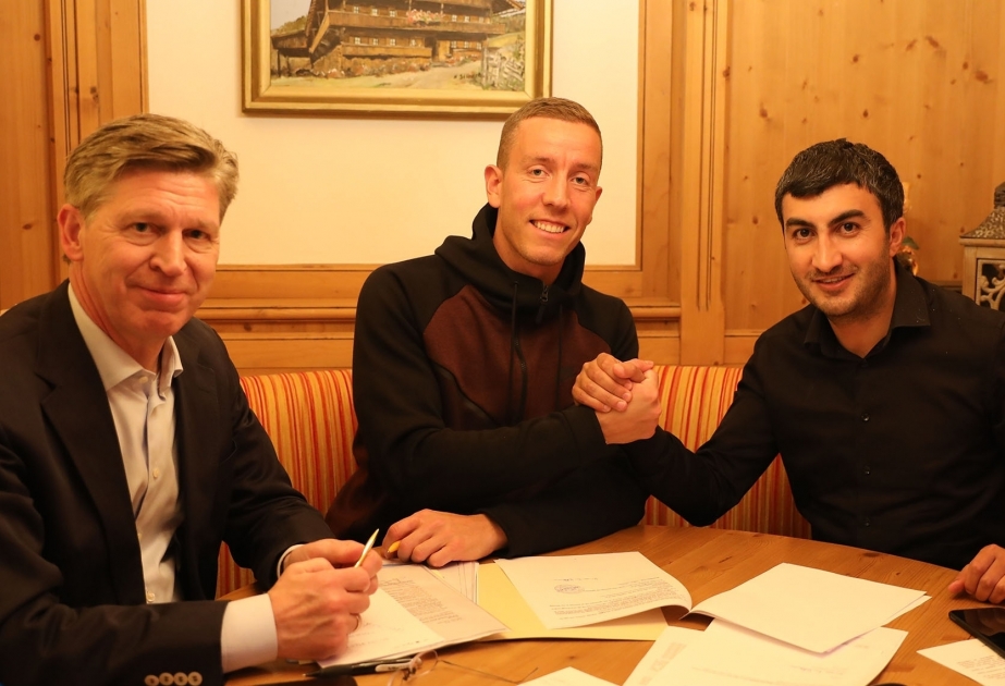 FC Qarabag announce signing of goalkeeper Hannes Halldorsson