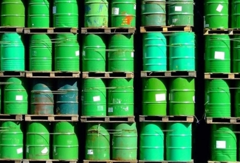 Цена азербайджанской нефти превысила 79,6 доллара за баррель