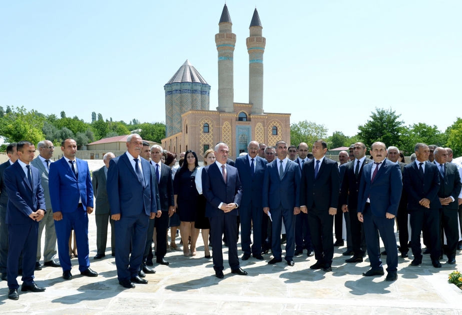 Qarabağlar Türbə Kompleksi bərpa olunub