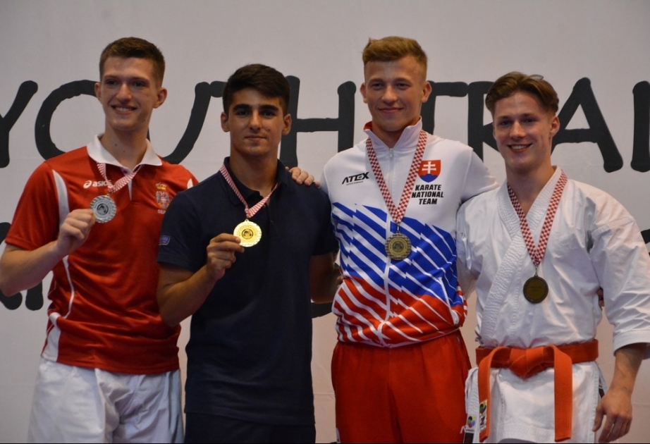 Azərbaycan karateçiləri Xorvatiyada keçirilən beynəlxalq turnirin ilk günündə iki medal qazanıblar