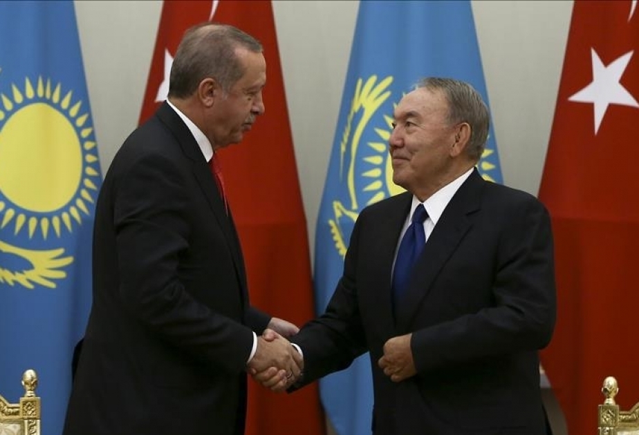 Turkish, Kazakh presidents speak over phone

