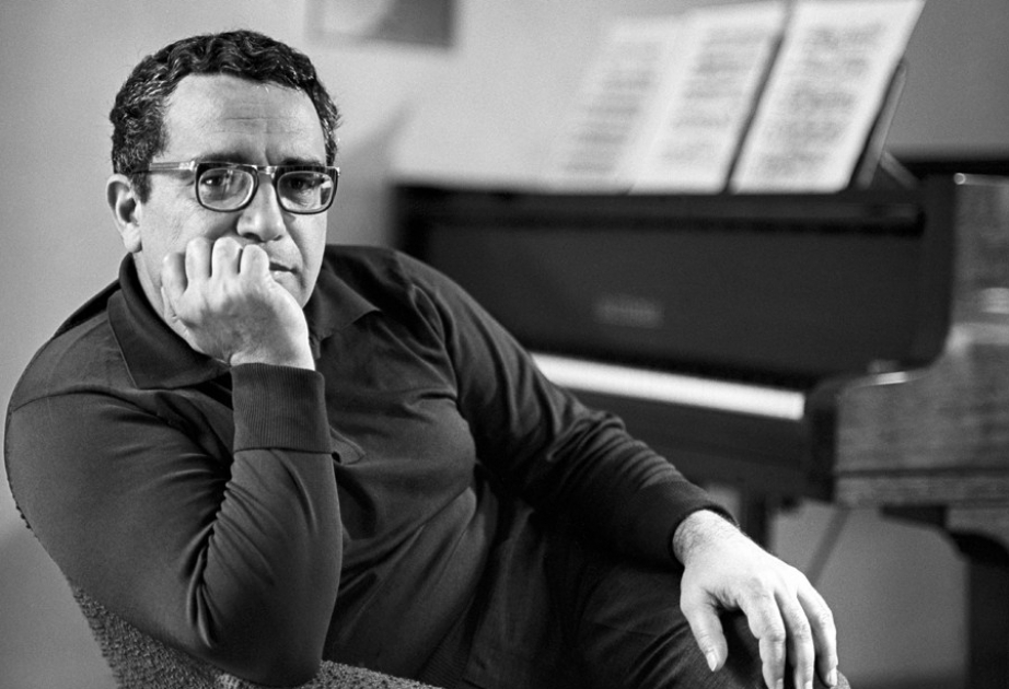 Nizami “Xəmsə”si musiqimizin ucalıq zirvəsi Qara Qarayevin yaradıcılığında
