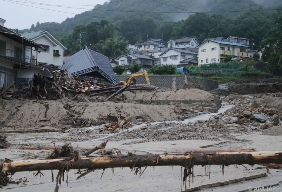 Japan: Opferzahl nach Unwettern steigt auf 65