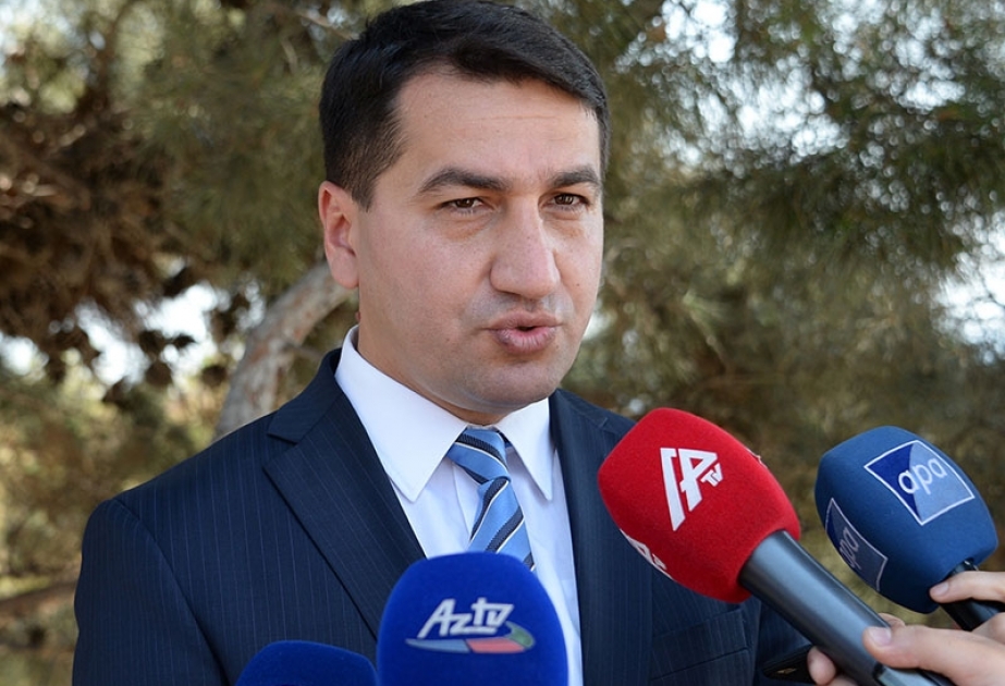 Hikmət Hacıyev: Azərbaycan Ermənistanın və ya başqa bir tərəfin danışıqlar prosesinə qeyd-şərt qoymasını qəbul etmir