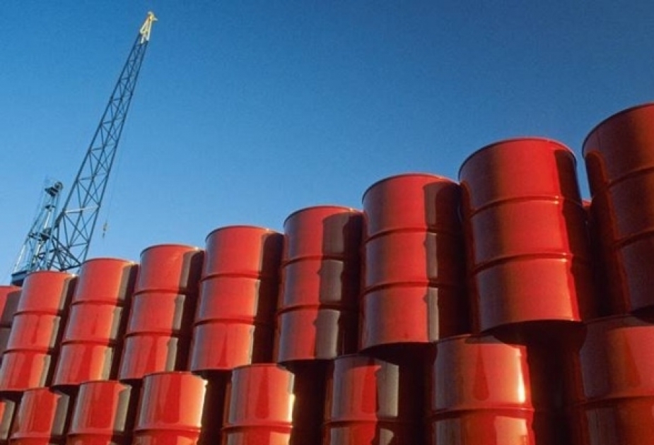 Цена азербайджанской нефти достигает 80 долларов за баррель