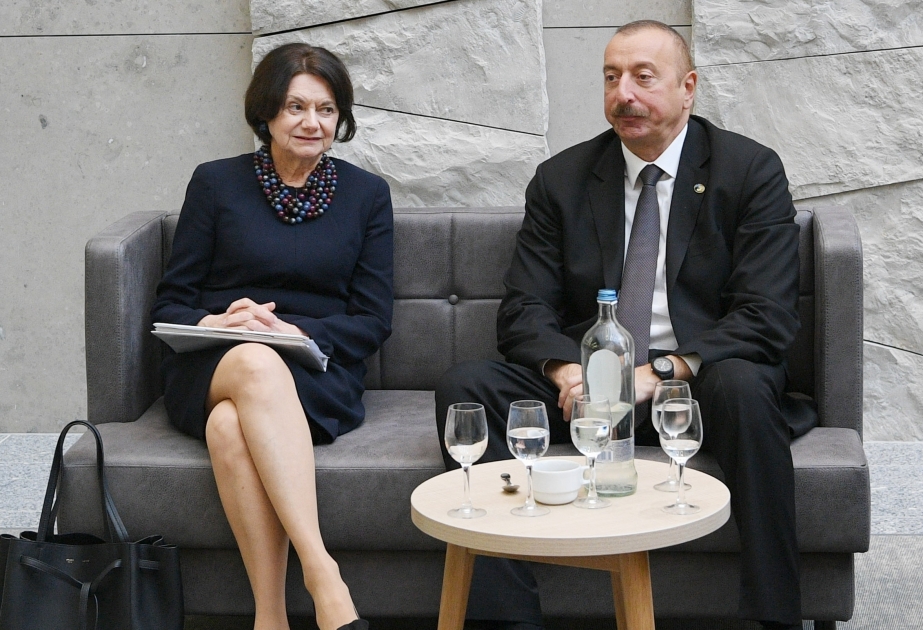 Entretien du président Ilham Aliyev avec la secrétaire générale adjointe de l’ONU aux affaires politiques VIDEO