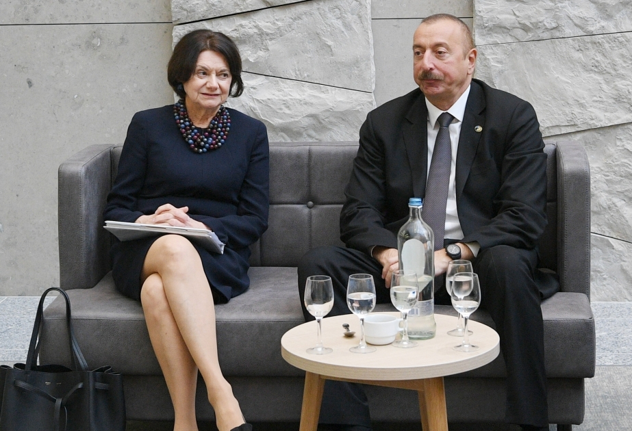 Президент Ильхам Алиев встретился в Брюсселе с заместителем Генерального секретаря ООН по политическим вопросам ОБНОВЛЕНО ВИДЕО