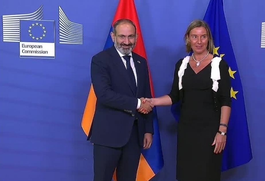 Federika Moqerini Nikol Paşinyanı “ayıldıb”