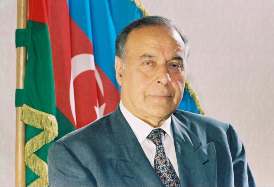 Heydər Əliyev fenomeni: dünəndən bu günümüzə, bu gündən sabahımıza salınan körpülər