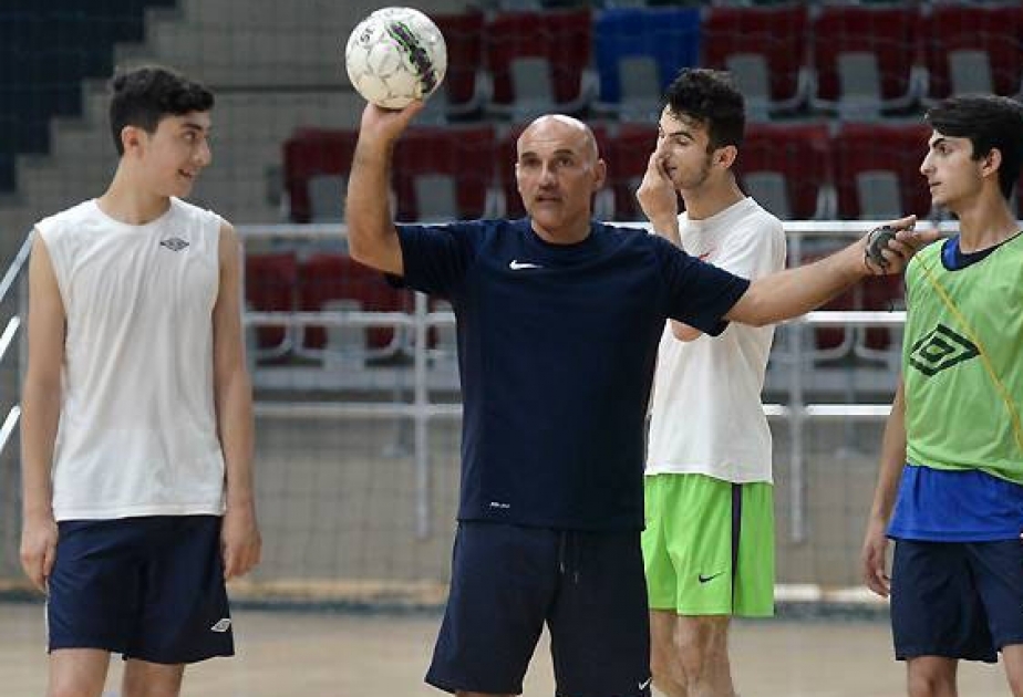 Futzal üzrə U-19 millimizin seleksiya xarakterli təlim-məşq toplanışı keçirilir