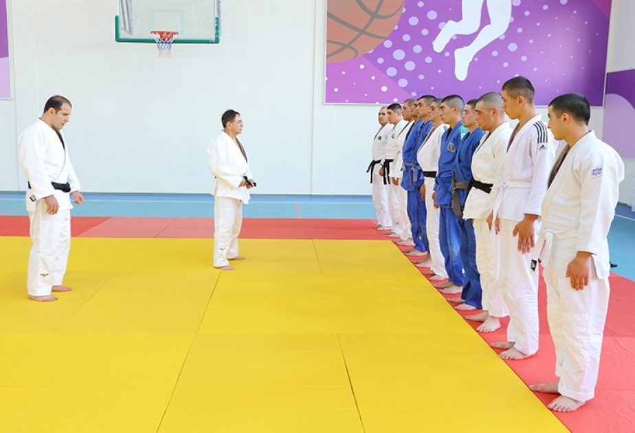 DTX-nin hərbi hissəsində cüdo üzrə master-klass keçirilib