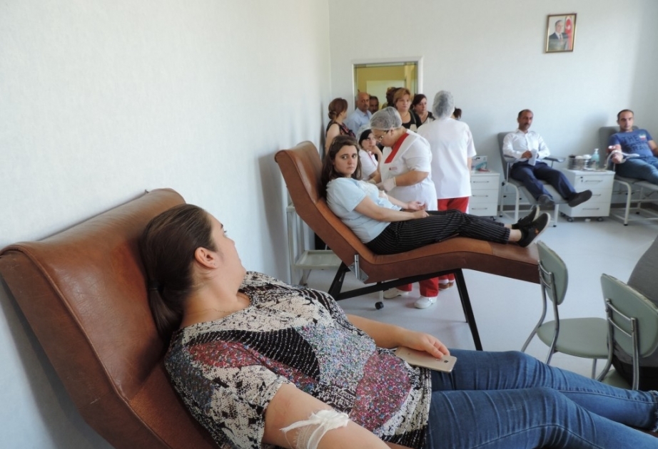 Qubada keçirilən humanitar aksiyada 200-dən çox donor könüllü qan verib VİDEO