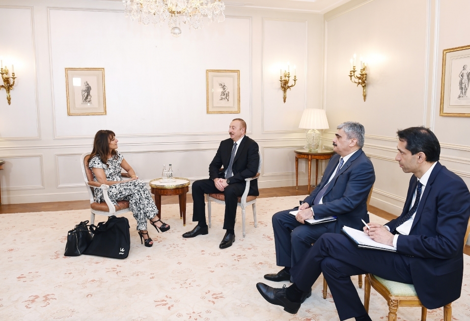 Rencontre du président azerbaïdjanais avec la directrice générale de Wilmotte & Associés VIDEO
