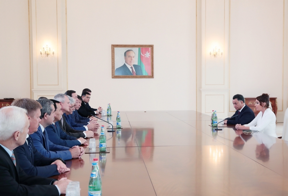 Birinci vitse-prezident Mehriban Əliyeva MDB ölkələrinin Daxili İşlər Nazirləri Şurasının Bakı iclasının iştirakçılarını qəbul edib YENİLƏNİB