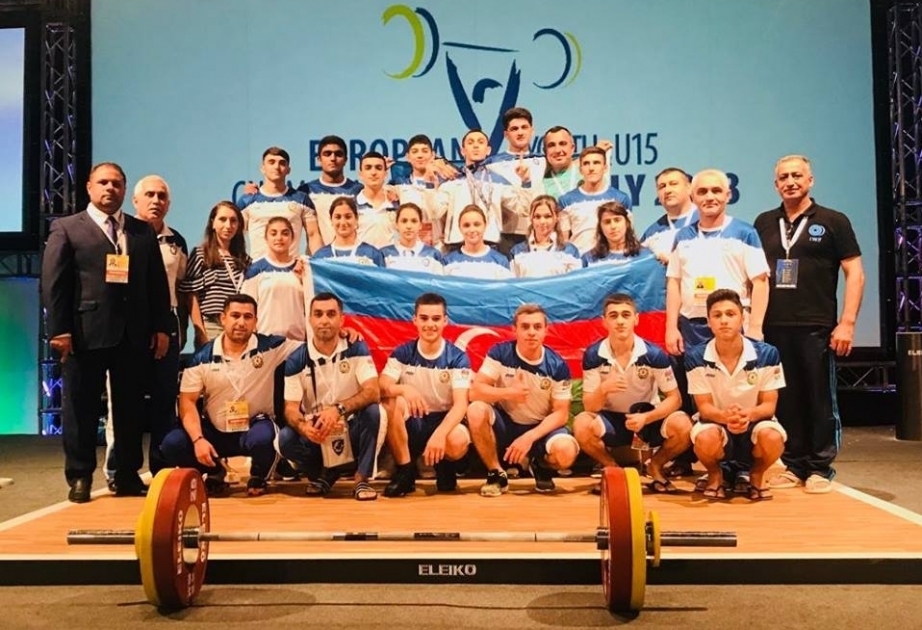 Junior Azerbaijani weightlifter wins European championships