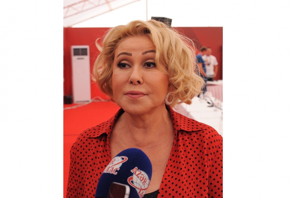 Любовь Успенская: Я влюблена в Баку