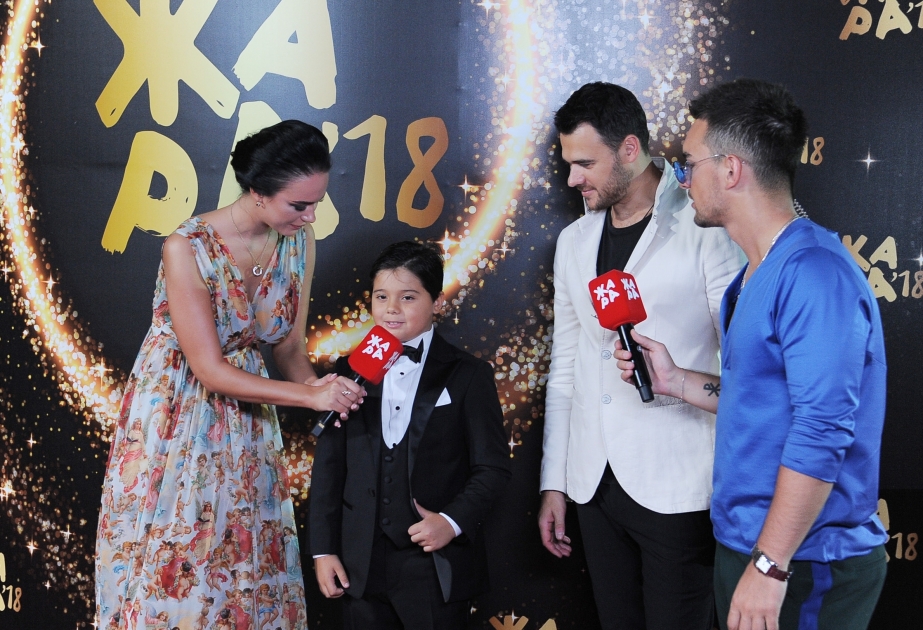 “Jara-2018”: dünya şöhrətli ifaçılarla ünsiyyət tamaşaçılara bayram sevinci yaşadır