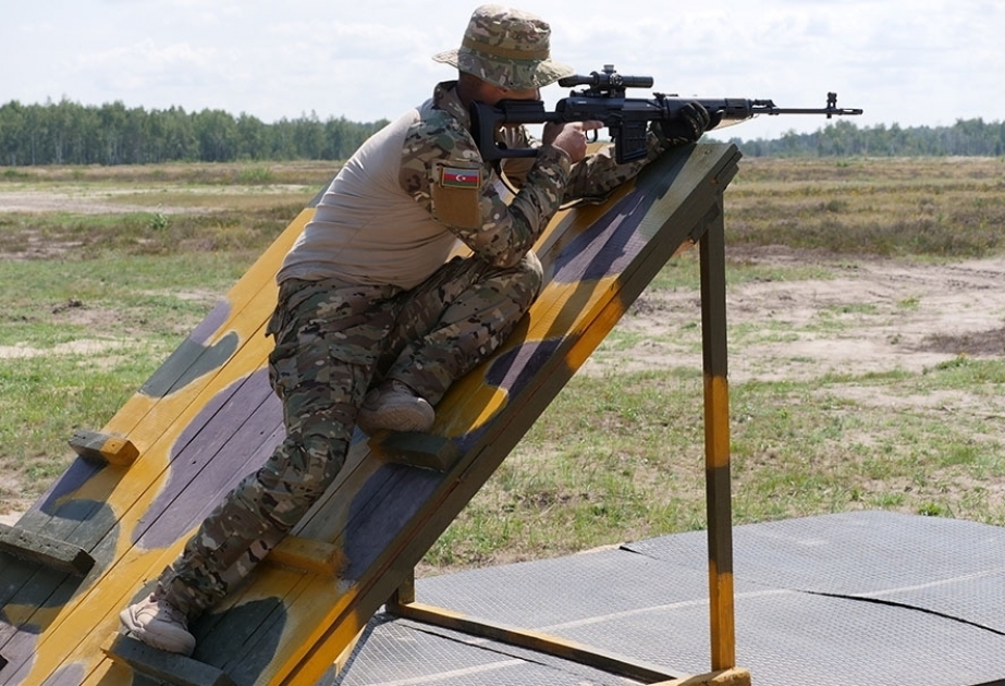 Internationale Armeespiele: Scharfschützen bewältigen verschiedene Abschnitte des Wettbewerbs “Linie der Scharfschützen“ VIDEO