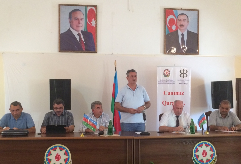 Yazıçı və şairlərimiz cəbhə bölgələrində