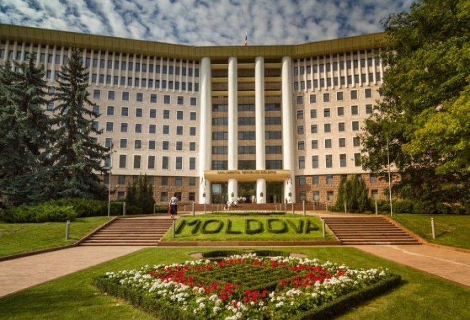 Moldova parlamenti vergi islahatını təsdiqləyib