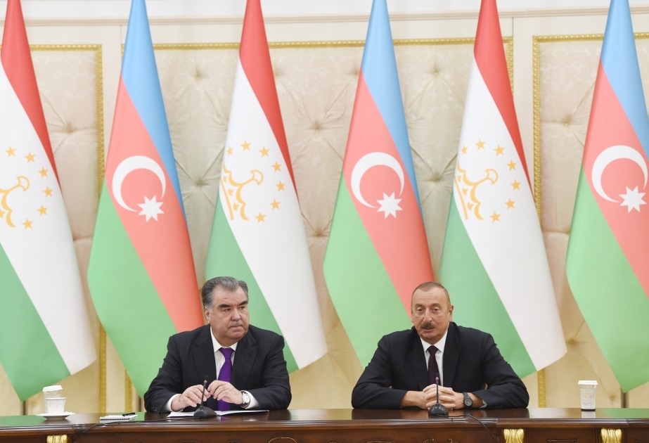 Azərbaycan və Tacikistan prezidentləri mətbuata bəyanatlarla çıxış ediblər YENİLƏNİB VİDEO