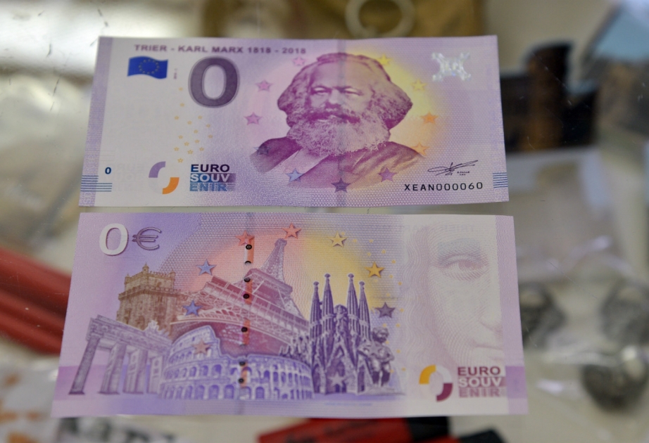 На родине Карла Маркса продали 100.000 банкнот в ноль евро