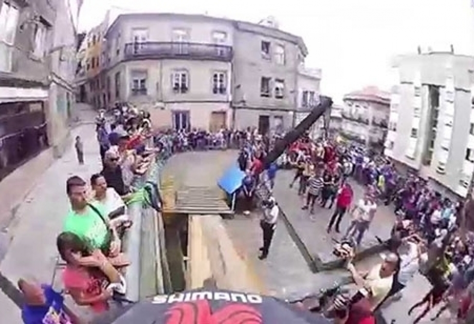 Over 300 people injured in Spain after walkway collapses during festival