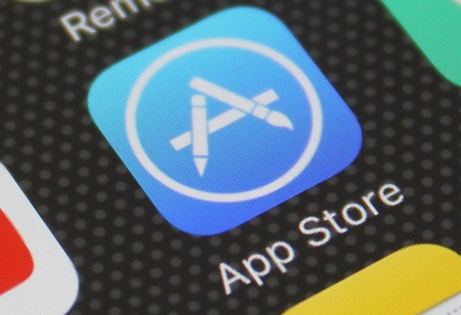 “Apple” kompaniyası Çinin “App Store” mağazasından minlərlə əlavəni çıxarıb