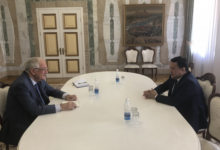 Les relations azerbaïdjano-kirghizes au menu des discussions