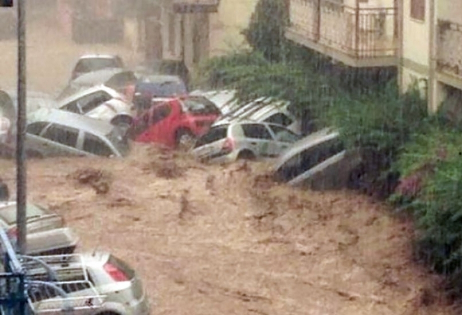 Italien: Hochwasser reißt Ausflügler mit – 11 Tote