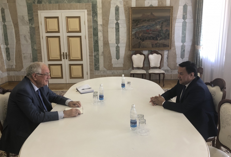 Azerbaijan, Kyrgyzstan discuss bilateral relations