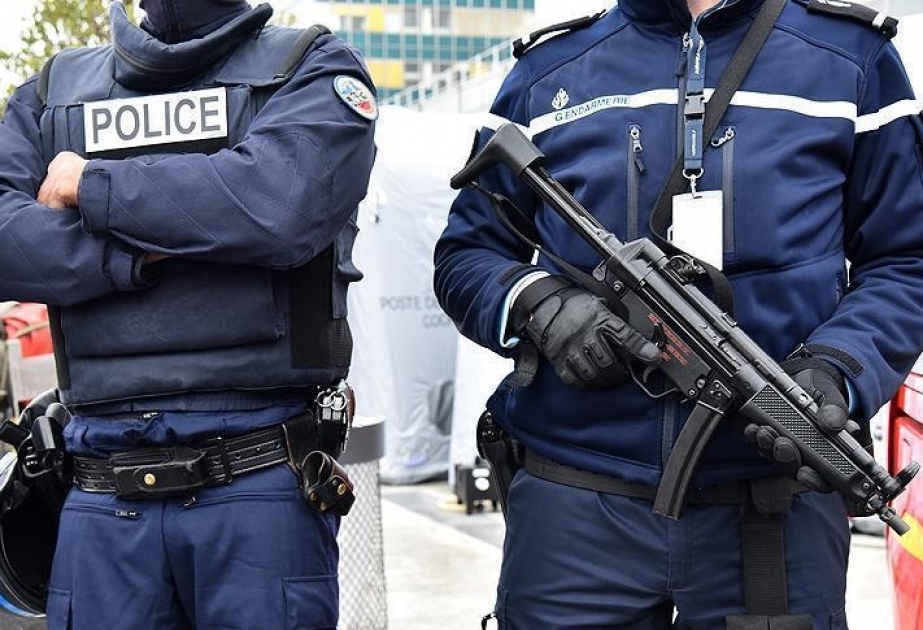 Fransada naməlum şəxslərin soyuq silahla kütləyə hücumu nəticəsində 2 nəfər ölüb