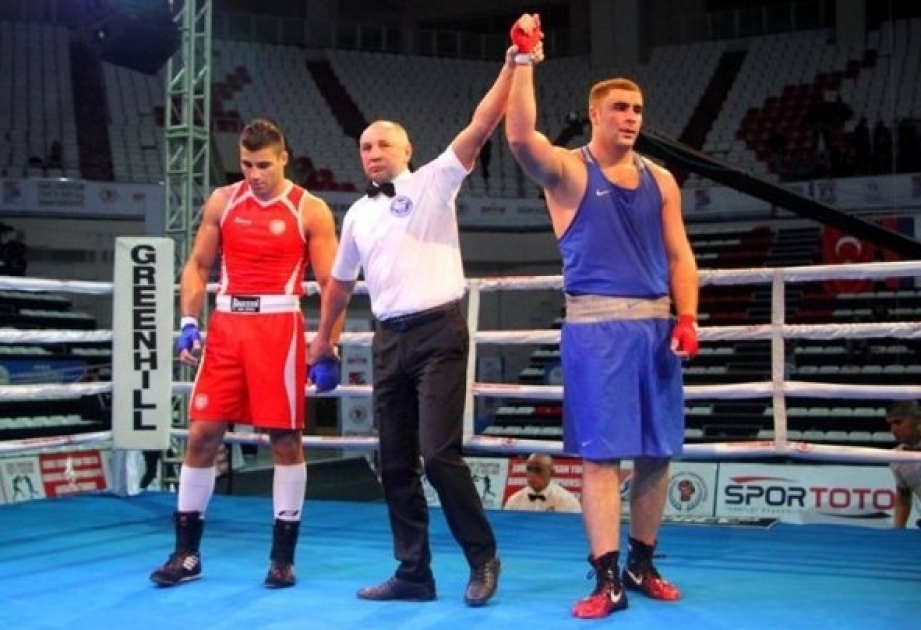 Aserbaidschans Boxer holen drei Medaillen beim Turnier in Grosny