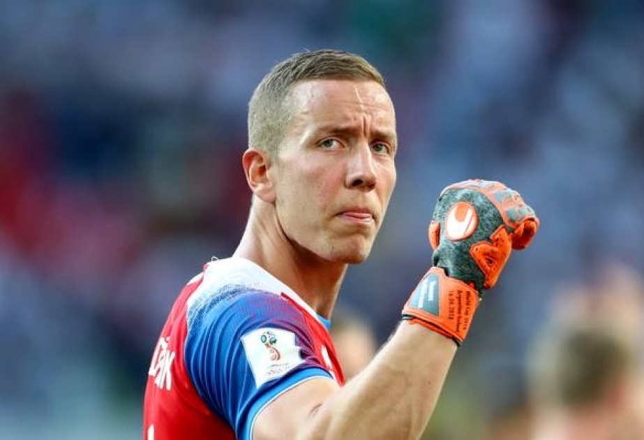 Hannes Halldorsson İsveçrə və Belçika yığmaları ilə oyunlara çağırılıb
