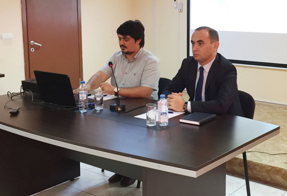 İlahiyyat İnstitutunda Azərbaycan Xalq Cümhuriyyətinin 100 illiyinə həsr olunan sərgi keçirilib