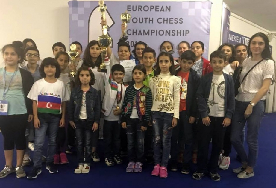 Azerbaijani chess players take two golds at European Youth Chess Championship