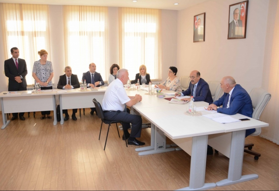 Mədəniyyət naziri Zaqatalada vətəndaşları qəbul edib