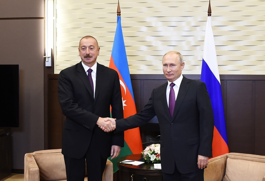 Le président azerbaïdjanais Ilham Aliyev entame une visite officielle en Russie Entretien des présidents Ilham Aliyev et Vladimir Poutine VIDEO