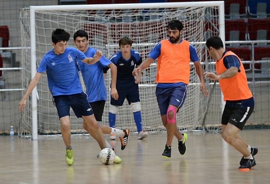 Futzal üzrə U-19 millimiz yoxlama oyununda gücünü sınayıb