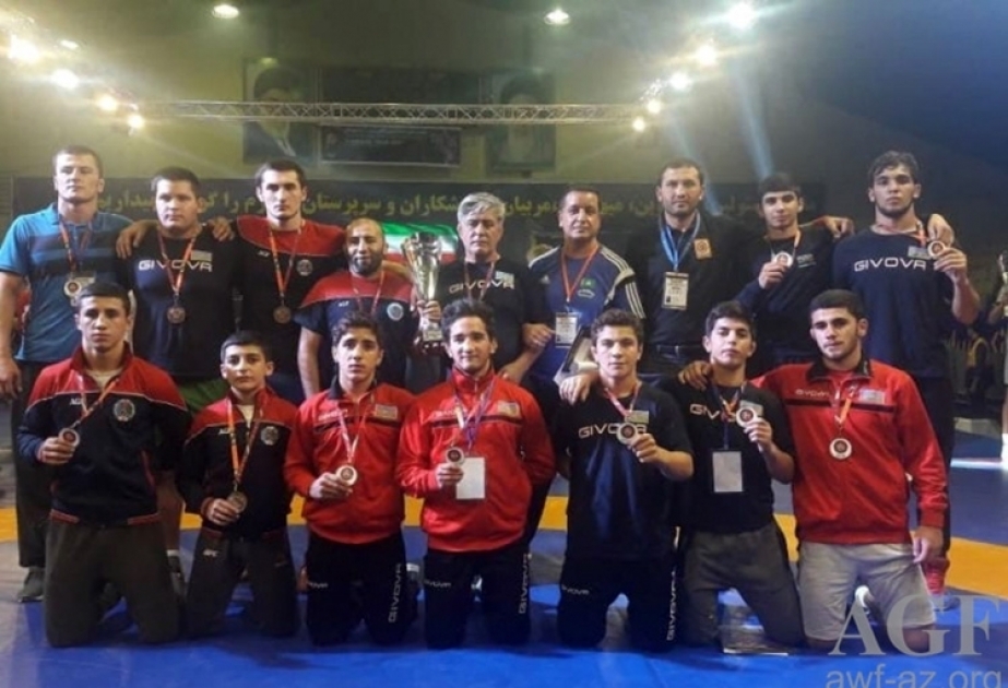 Azerbaijani wrestling team claim bronze medals at international tournament in Iran