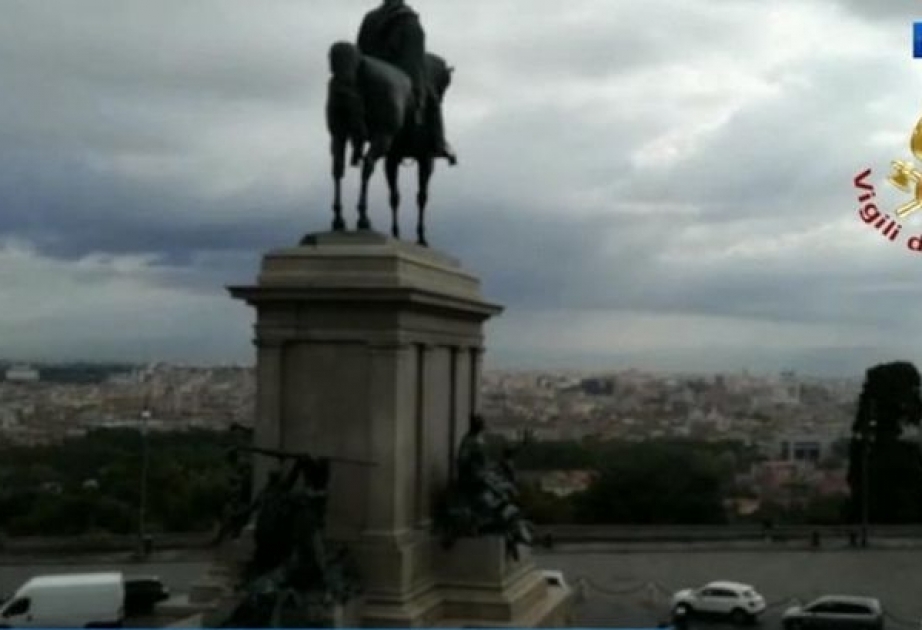В Риме пострадал от молнии памятник Джузеппе Гарибальди