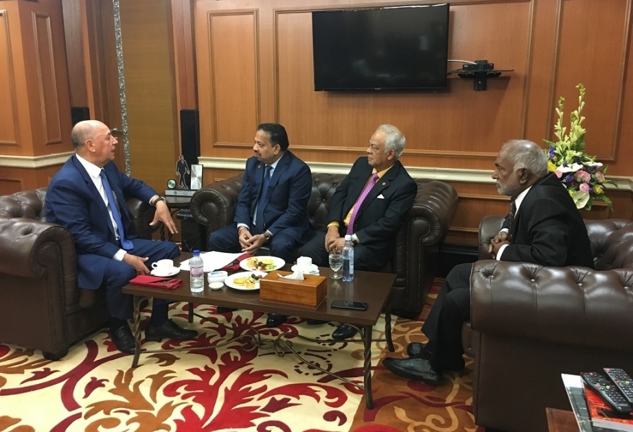 Aserbaidschans Botschafter in Malaysia trifft sich mit Senatsvorsitzenden