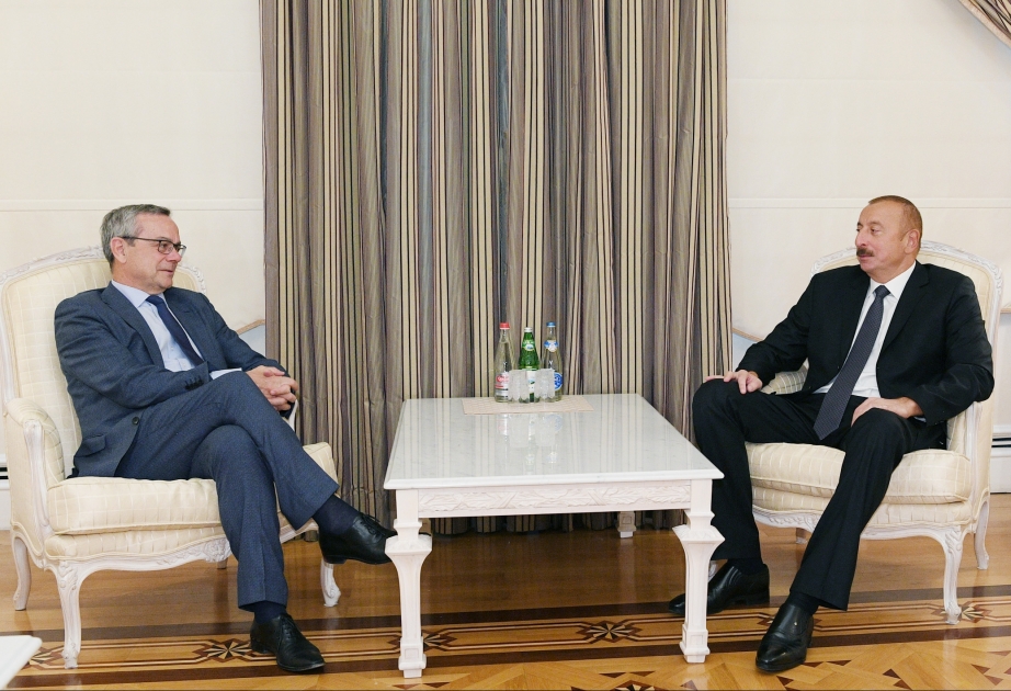 Prezident İlham Əliyev NATO Parlament Assambleyası sədrinin başçılıq etdiyi nümayəndə heyətini qəbul edib YENİLƏNİB VİDEO