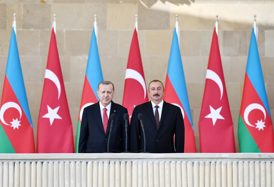 Solemn parade held to mark 100th anniversary of liberation of Baku  President Ilham Aliyev, President Recep Tayyip Erdogan attended the parade VIDEO