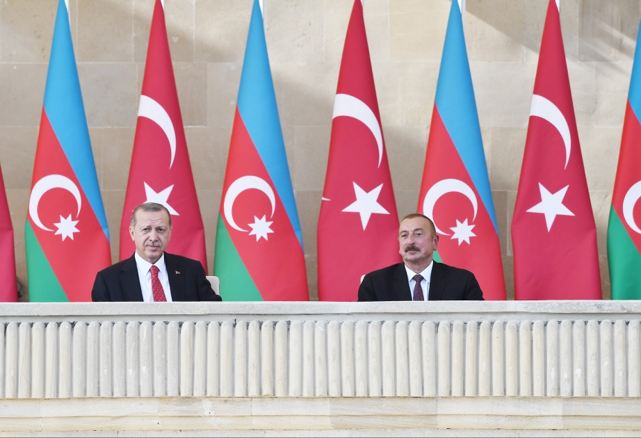 Prezident İlham Əliyev: Bu gün bütün dünya görür ki, Azərbaycan-Türkiyə dostluğu sarsılmazdır, əbədidir
