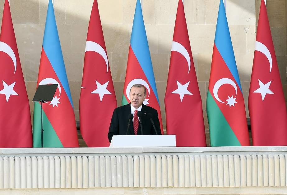 Rəcəb Tayyib Ərdoğan: Dağlıq Qarabağ məsələsi Türkiyə üçün də eyni dərəcədə ağrılı problemdir